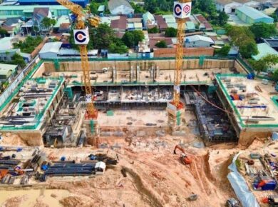 Công trường đang thi công khẩn trương